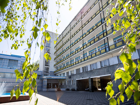  Санаторий &laquo;Родник&raquo;, Кисловодск. Территория